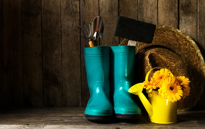 График работы ГК "СТЕК" на майских праздниках